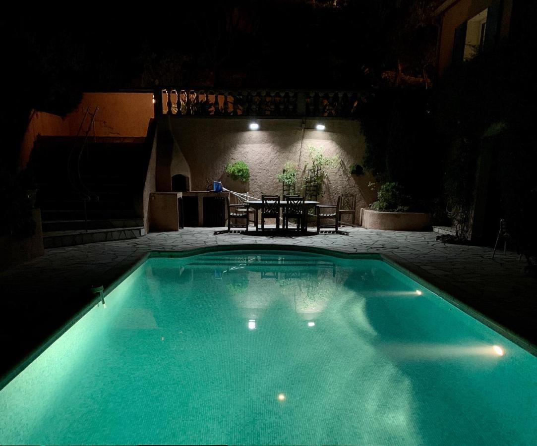 Rez-De Villa Piscine Cavalaire-sur-Mer Exteriér fotografie
